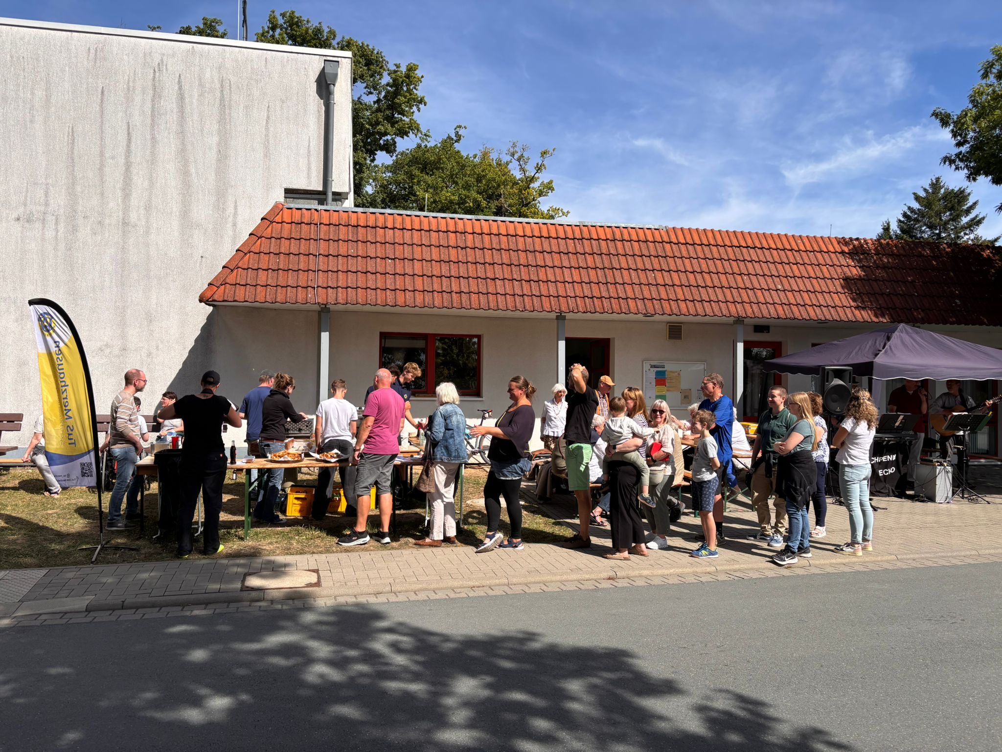 TuS Merzhausen Dorfflohmarkt Essen und Getraenke 07092025 TuS Merzhausen Dorfflohmarkt Essen und Getraenke 07092025